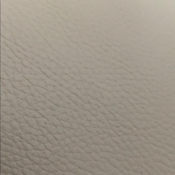 Meet your Posher, Rachel - Picture 1 of 1